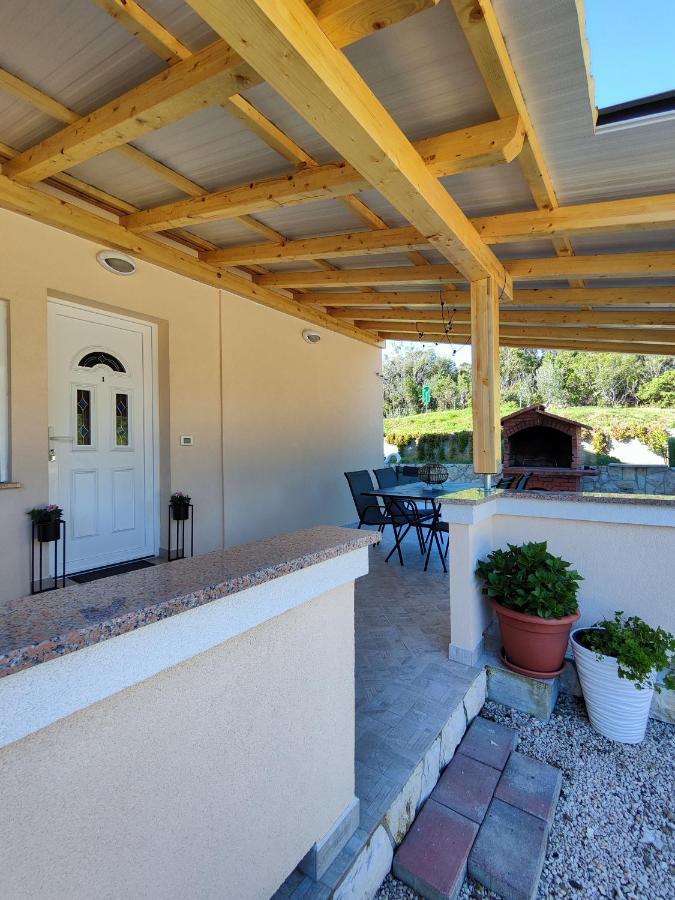 Apartmani "Sandro" Gonar Rab Town Luaran gambar