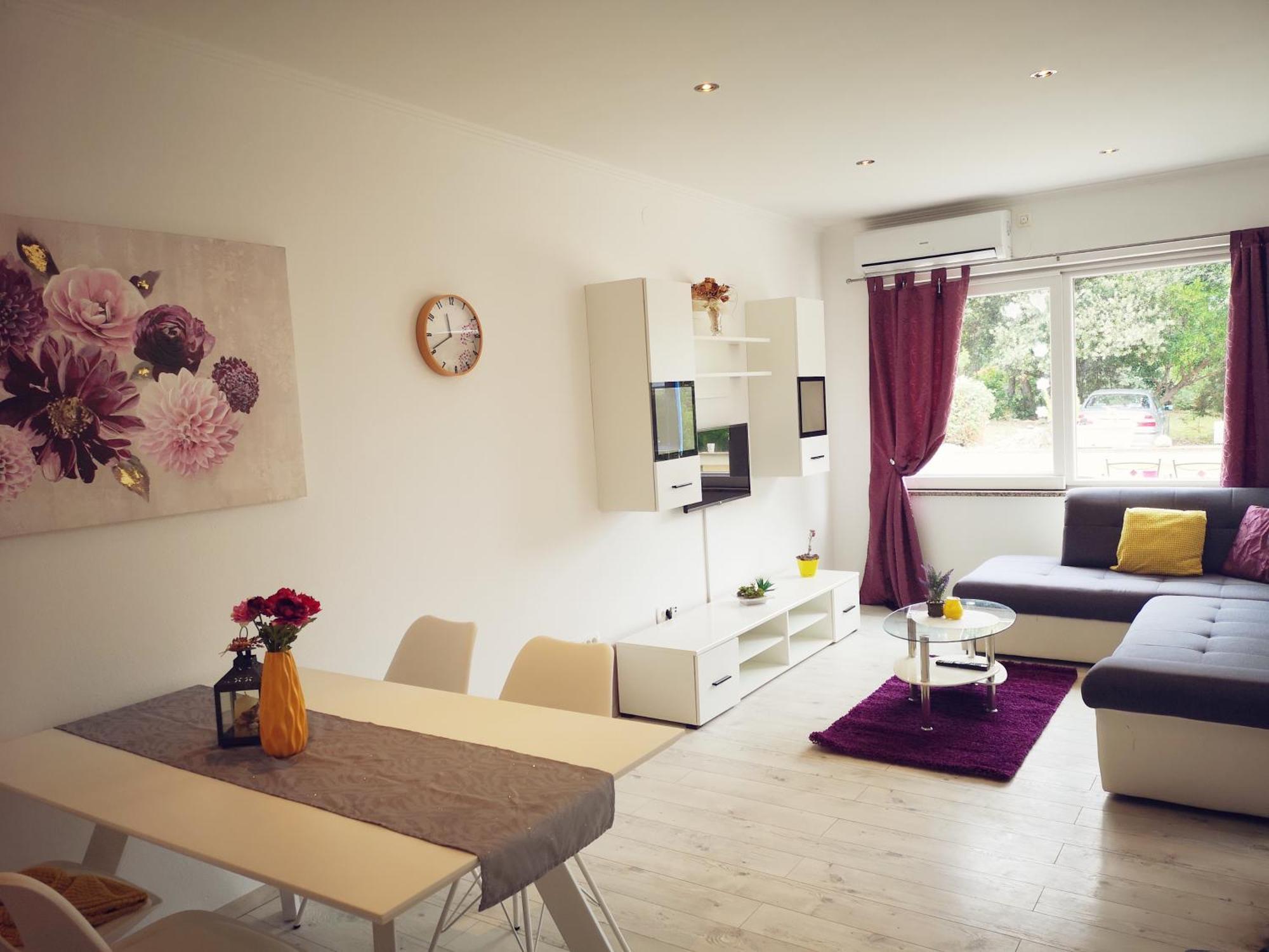 Apartmani "Sandro" Gonar Rab Town Bilik gambar