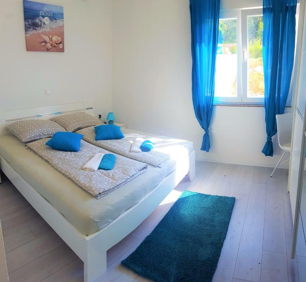 Apartmani "Sandro" Gonar Rab Town Luaran gambar